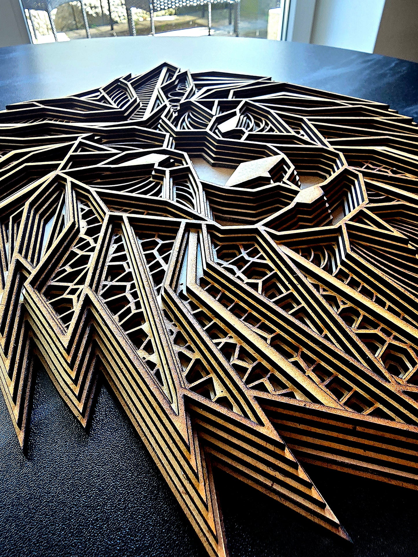 Quadro da parete 3D a forma di leone intagliato a mano in legno – Moderna decorazione da parete